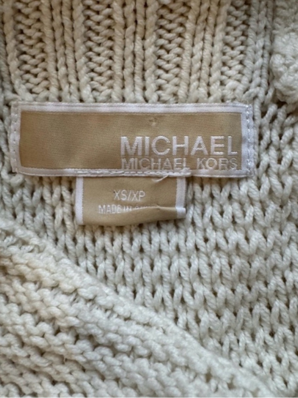 Michael Kors Elegant Cream knit Sleeveless tunic Sweater. Size XS - Picture 6 of 10